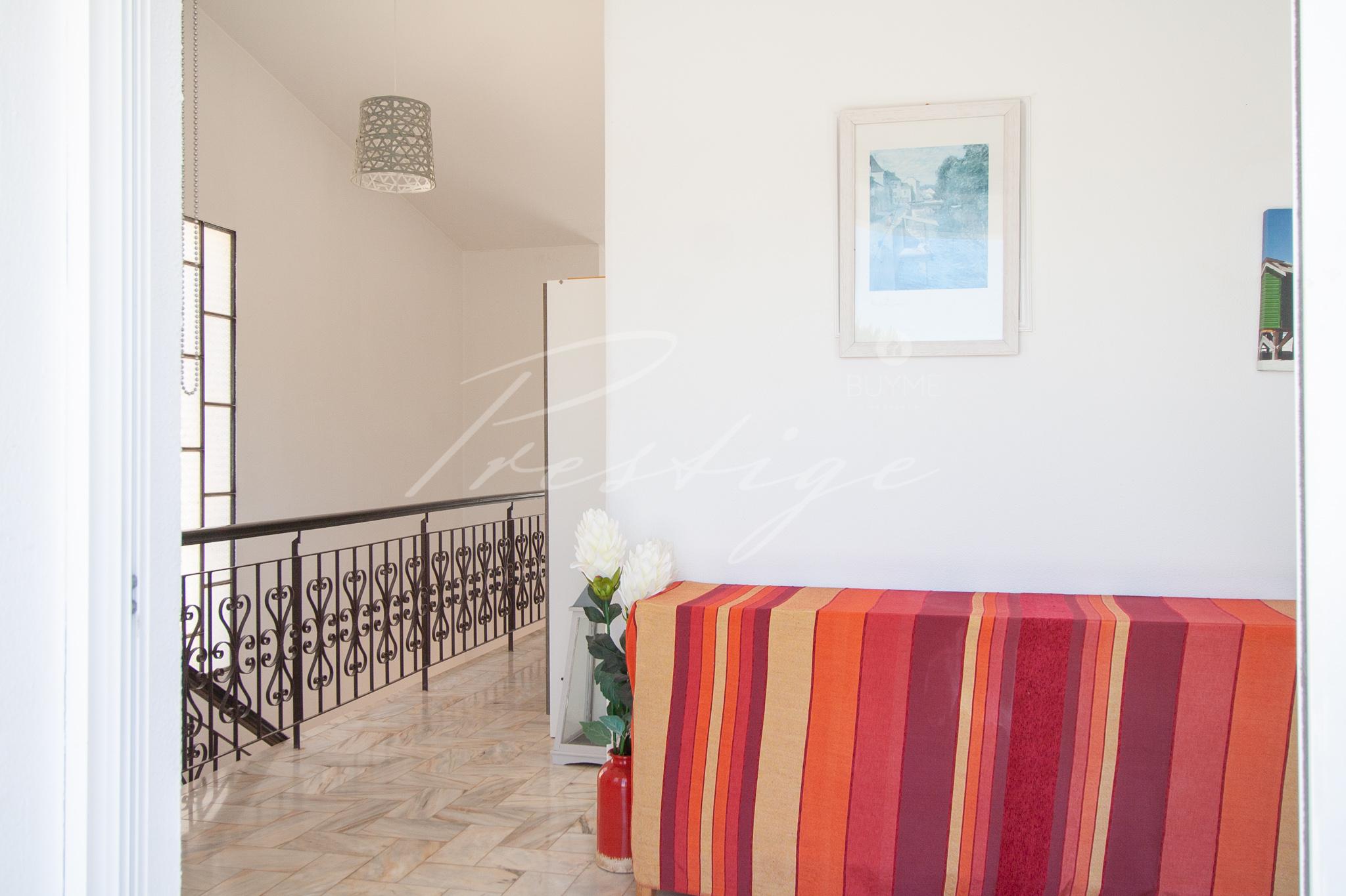 Semi-detached house with 5 bedrooms in Vilamoura