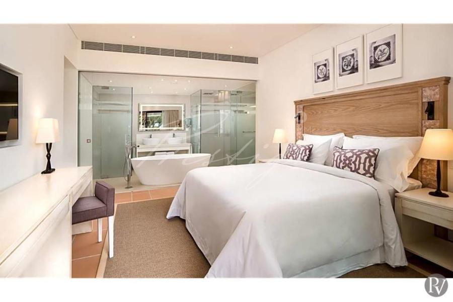 2 bedroom apartment in luxury resort in Albufeira