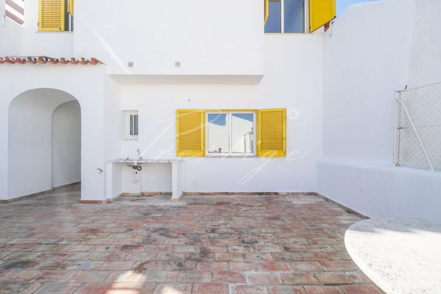 Buy Villa Vilamoura