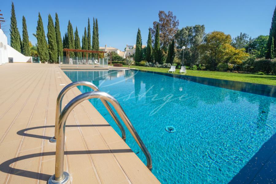 Buy Villa Vilamoura