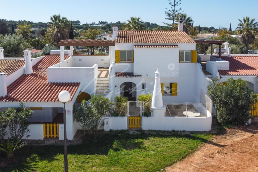 Buy Villa Vilamoura