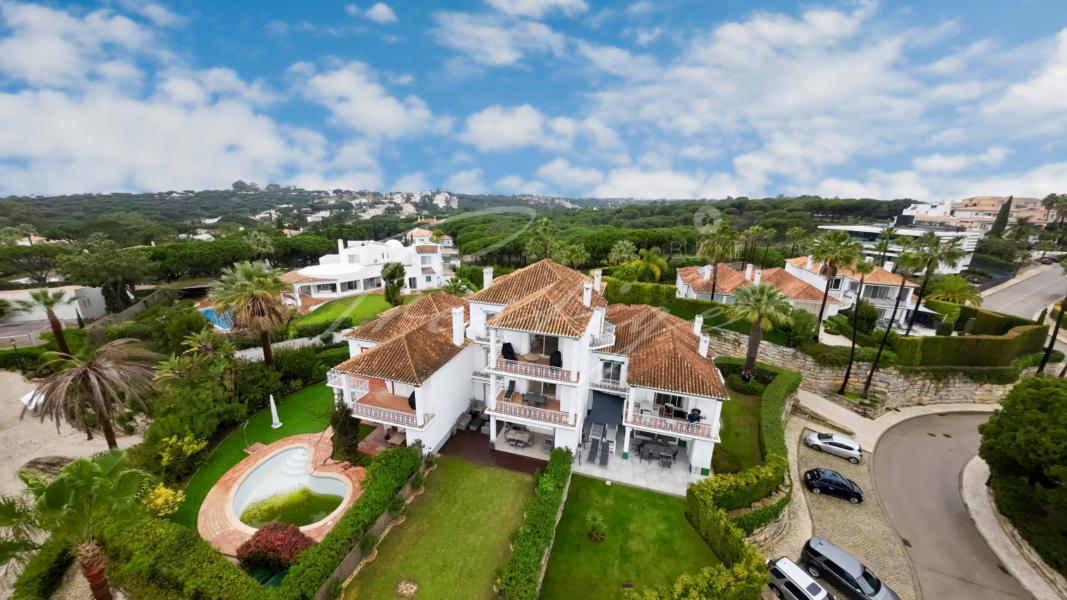 2 bed apartment Encosta do Lago