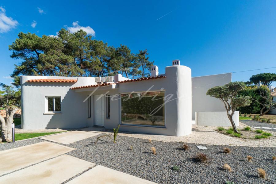 front golf villa in vilamoura