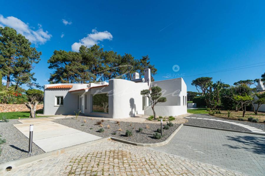 front golf villa in vilamoura