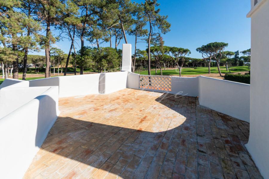 front golf villa in vilamoura